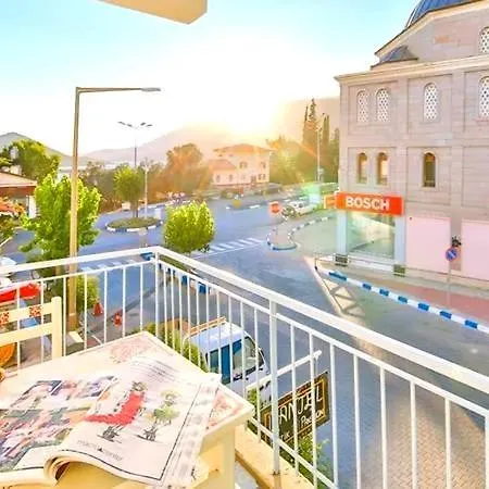 Alloggio in famiglia Dantel Butik Ev Antalia